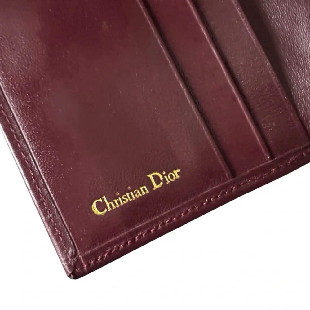 DIOR VINTAGE Bordeaux Red Leather Compact Kiss Lock Wallet